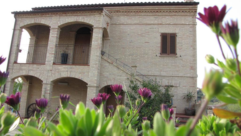 Bed And Breakfast Aratro & Rosmarino Civitanova Marche Room photo